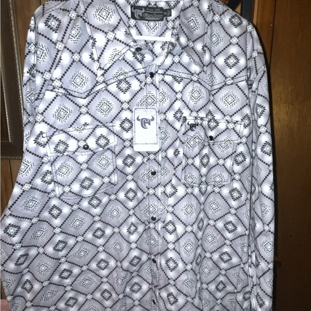 Geometric Patterned Men's Shirt - White and Black